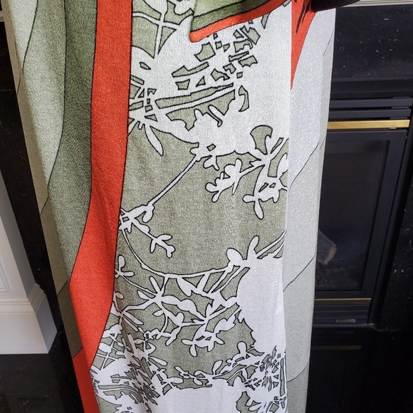 VINTAGE ASIAN INSPIRED MAXI DRESS - Picture 5 of 15